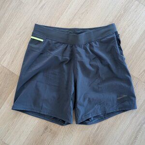 Brooks 5" Running Shorts - Men's medium